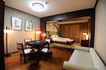 Xiangyang Huakai Fulin Hotel Сян'ян Екстер'єр фото